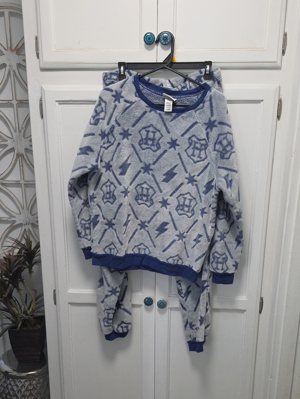 Womans Blue Patterned Harry Potter Fleece Pajama Set - Cozy Sleepwear